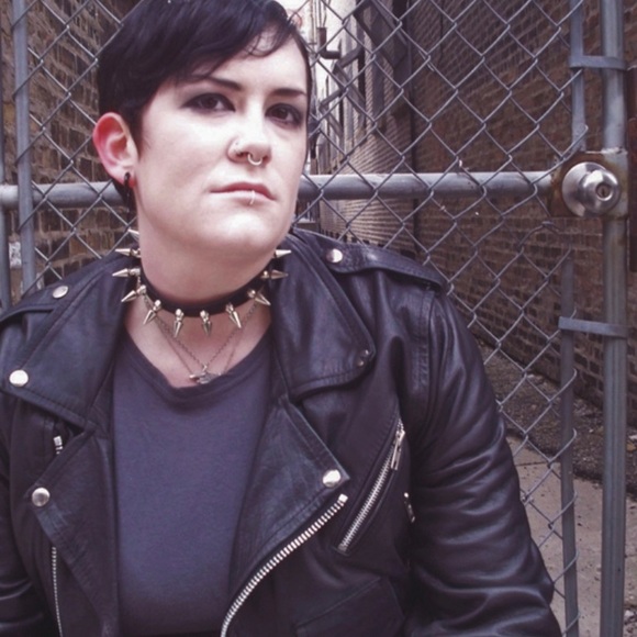 Meet your Posher, Shae~ - Picture 5 of 6